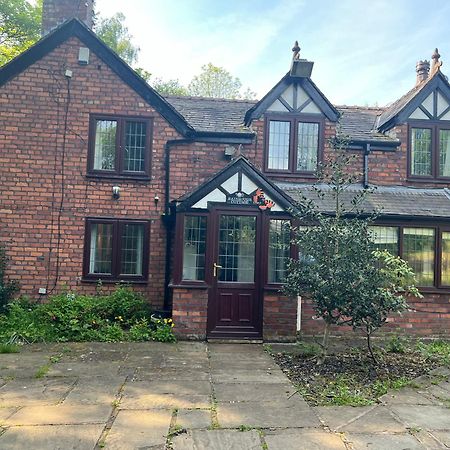 Rainsough Cottage Guest House - Shared Bathroom - Free Parking & Wifi Prestwich Esterno foto